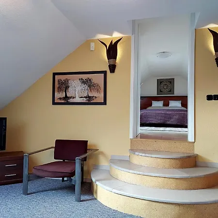 Διαμέρισμα A Mecsek Gyoengye Apartmanhaz *