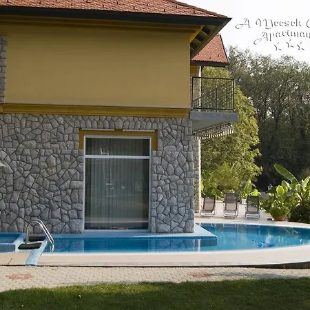 Apartament A Mecsek Gyoengye Apartmanhaz *
