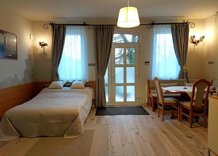 A Mecsek Gyoengye Apartmanhaz * Beci